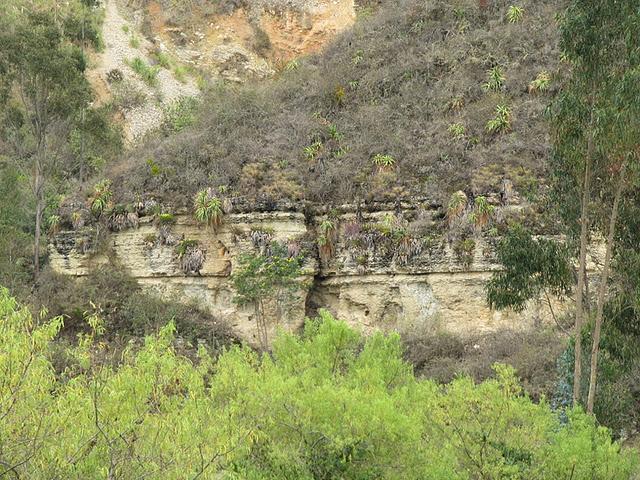 HACIA LOS SARCOFAGOS DE KARAJIA Y LOS PUEBLOS DE COLMATA, SHIPATA Y MOLINO HACIA LOS SARCOFAGOS DE KARAJIA Y LOS PUEBLOS DE COLMATA, SHIPATA Y MOLINO