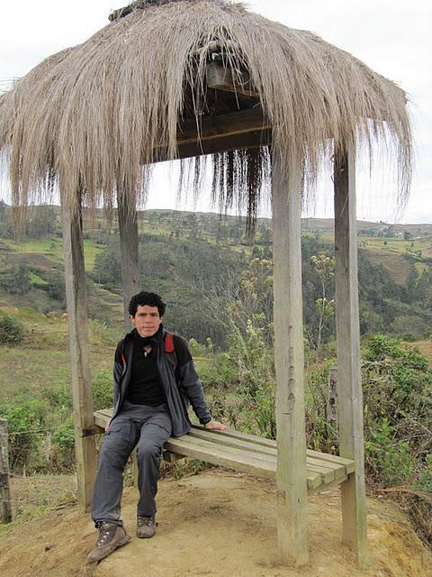 HACIA LOS SARCOFAGOS DE KARAJIA Y LOS PUEBLOS DE COLMATA, SHIPATA Y MOLINO HACIA LOS SARCOFAGOS DE KARAJIA Y LOS PUEBLOS DE COLMATA, SHIPATA Y MOLINO