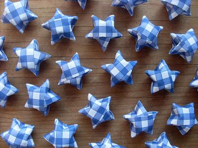 Corazoncitos y estrellas de origami