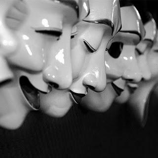 PEQUEÑOS CONSEJOS PARA SALIR A LA CALLE. PEQUEÑOS CONSEJOS PARA SALIR A LA CALLE.