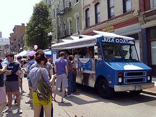 Delicias sobre ruedas. La moda de los ¨food trucks¨