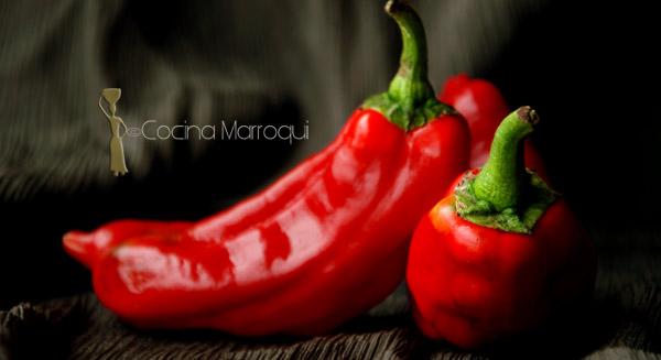 Falsa tajine de boulettes de sardinas con Tacktouka, T´Faya y M'hammer Falsa tajine de boulettes de sardinas con Tacktouka, T´Faya y M'hammer