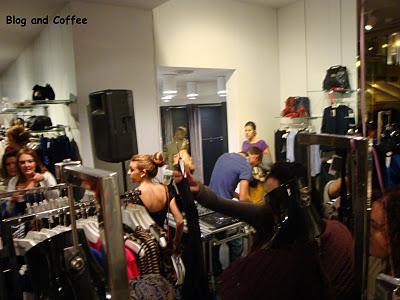 Fashion Night: Glamour Beauty Night by Sephora vs Glamour Shopping Night by Mango vs Noche&Moda; de los Cantones Village Fashion Night: Glamour Beauty Night by Sephora vs Glamour Shopping Night by Mango vs Noche&Moda; de los Cantones Village
