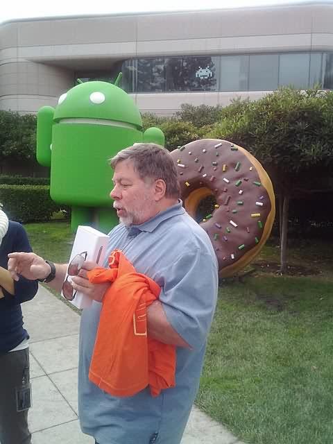 esteve-wozniak-recoge-su-android Steve Wozniak, co-fundador de Apple, con su Samsung Galaxy Nexus