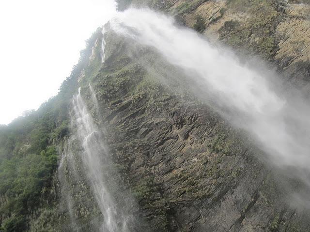 LA CATARATA DEL GOCTA: UNA INMENSA SINFONIA DE AGUA