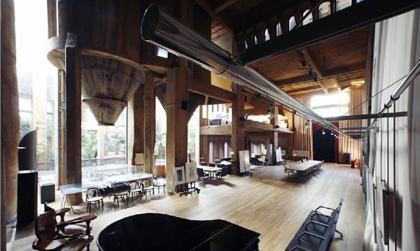 The Amazing Cement Factory Loft by Ricardo Bofill