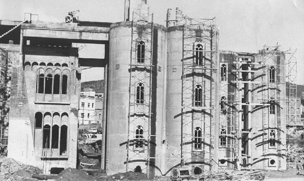 The Amazing Cement Factory Loft by Ricardo Bofill