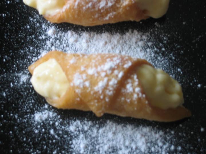 Cannolis Cannolis