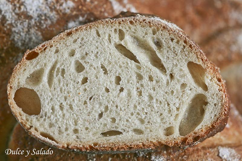 PAN DE CENTENO CON MASA MADRE PAN DE CENTENO CON MASA MADRE