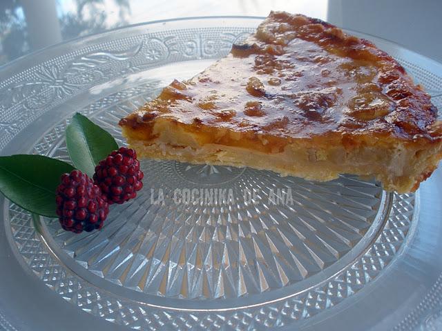 PASTEL DE PLATANO Y ALMENDRAS PASTEL DE PLATANO Y ALMENDRAS
