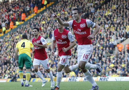 Van Persie ejerce otra vez de líder Van Persie ejerce otra vez de líder