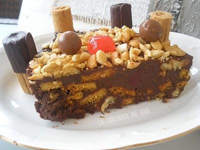 TARTA CRUJIENTE DE CHOCOLATE TARTA CRUJIENTE DE CHOCOLATE