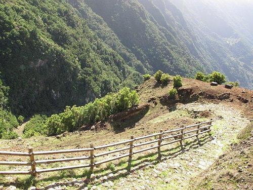  Camino hacia Frontera desde Jinama