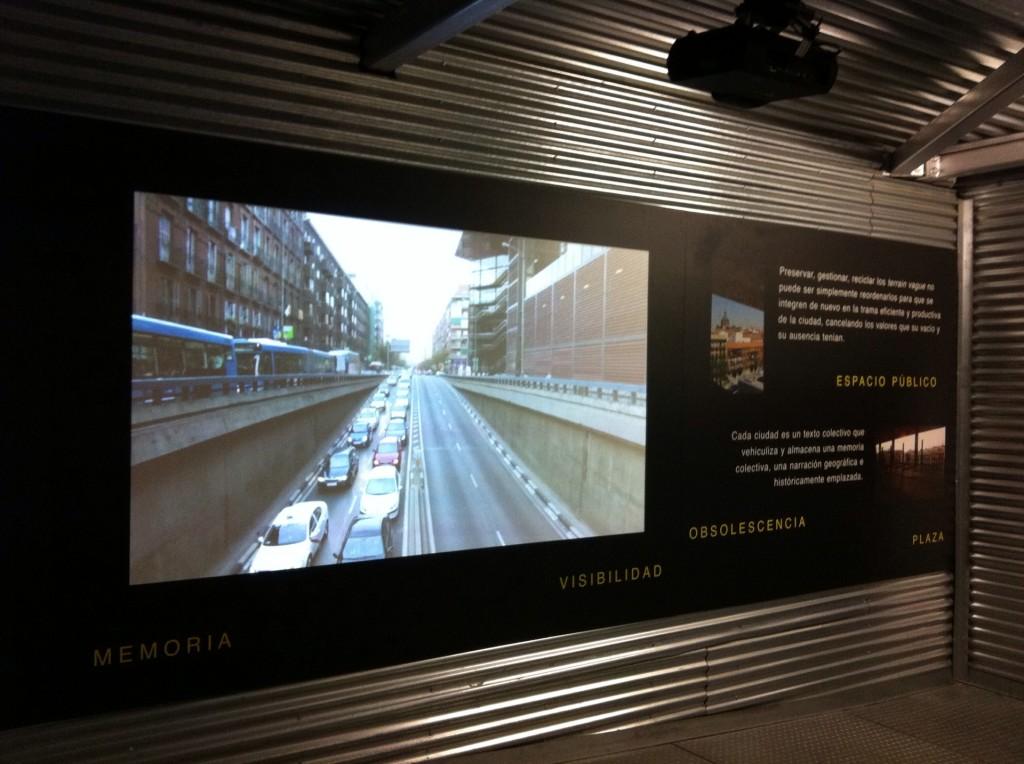 Muntadas. Situación 2011. Mncars, Madrid El video pide sitio: Muntadas e Hiraki Sawa