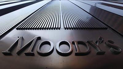 Moody’s advierte que rebajará la calificación a 87 bancos europeos Moody’s advierte que rebajará la calificación a 87 bancos europeos