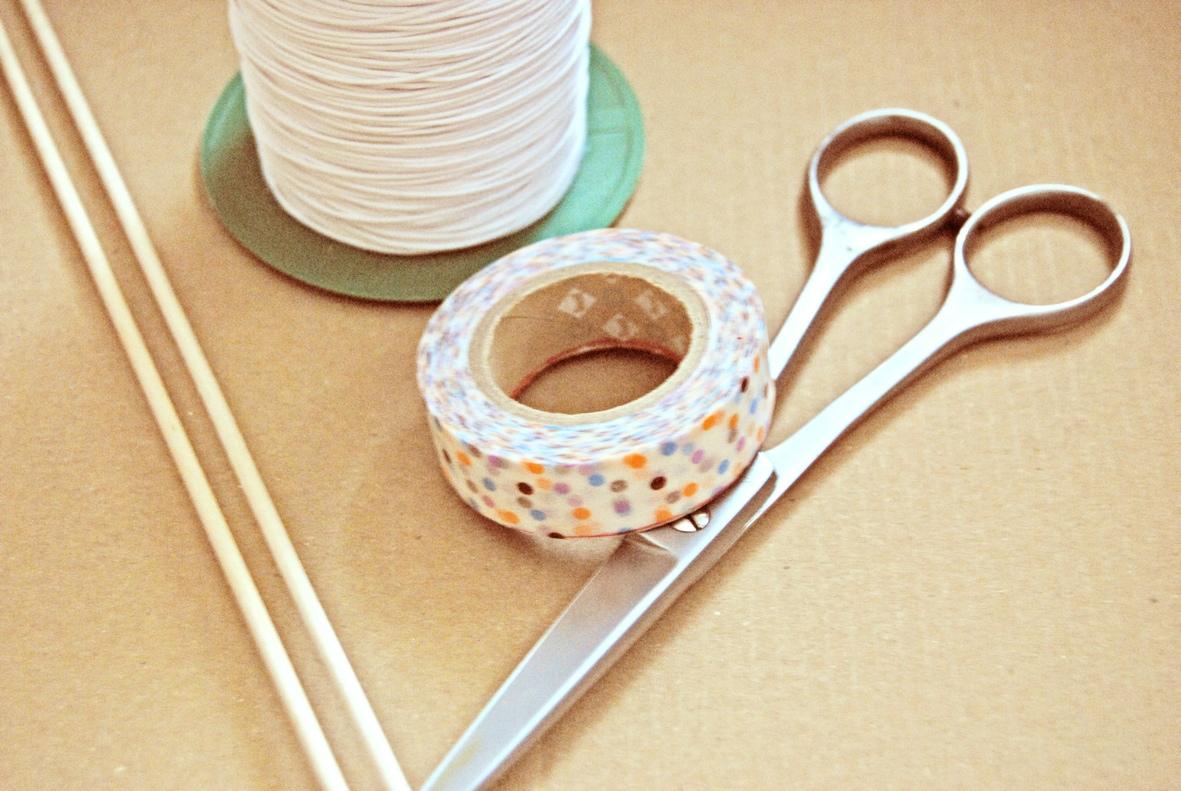 DIY. Washi tape cake topper