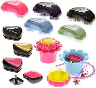 Cepillando mi pelo con Tangle Tezeer Cepillando mi pelo con Tangle Tezeer