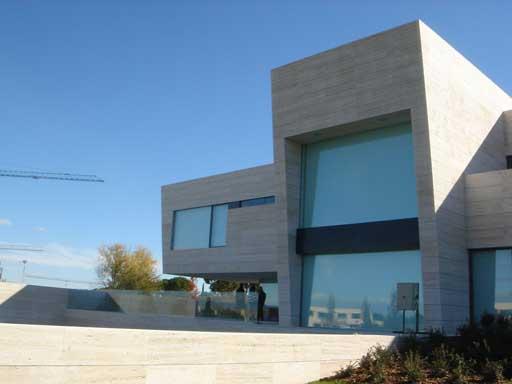 A-cero Projects A-cero presenta una vivienda unifamiliar en una exclusiva urbanización madrileña