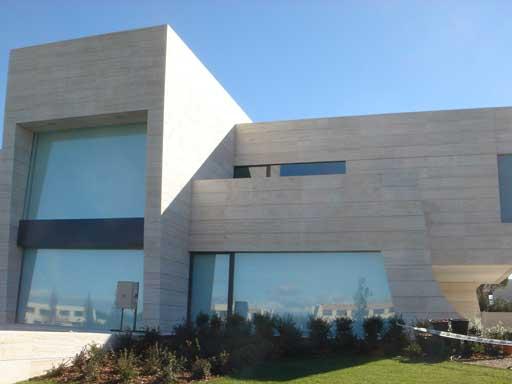 A-cero Projects A-cero presenta una vivienda unifamiliar en una exclusiva urbanización madrileña