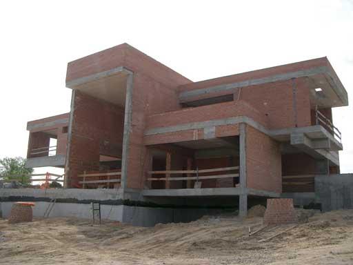 A-cero Projects A-cero presenta una vivienda unifamiliar en una exclusiva urbanización madrileña