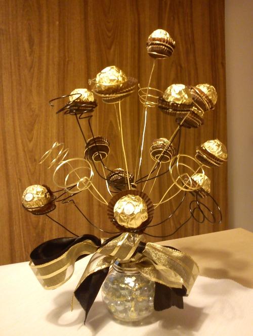 centro_mesa_ramo_bombones_ferrero1 Endulza las fiestas