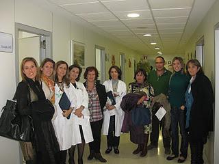 Asociaciones de pacientes y usuarios de la comisión hospitalaria visitan las instalaciones del Servicio de Medicina Nuclear Hospital Regional Málaga