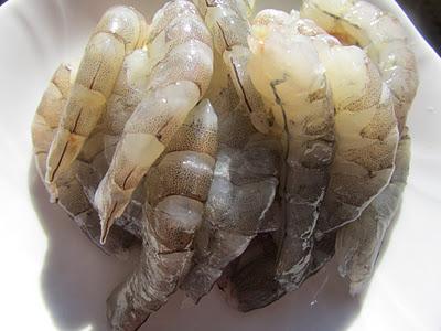 MERLUZA EN SALSA DE PUERROS AL AZAFRÁN MERLUZA EN SALSA DE PUERROS AL AZAFRÁN