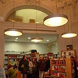 STOP SUPRESIÓN: Gran exito de la acción de protesta contra el cierre de la Biblioteca especializada en mujer y género de la DGFM en Valencia STOP SUPRESIÓN: Gran exito de la acción de protesta contra el cierre de la Biblioteca especializada en mujer y género de la DGFM en Valencia