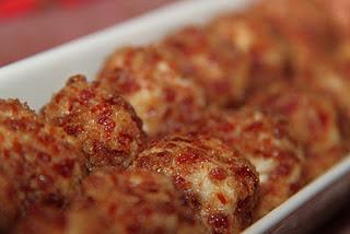 Bocados de queso y jamón ibérico Bocados de queso y jamón ibérico