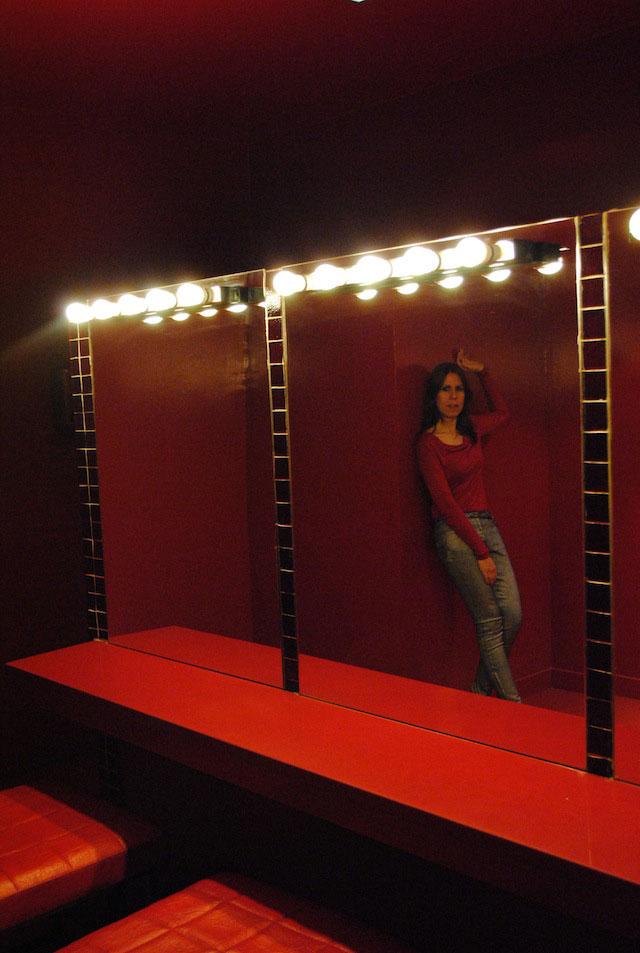 SILVER AND RED, PRETTY PLEASE!!! SILVER AND RED, PRETTY PLEASE!!!