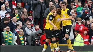 Blackburn Rovers con 2 goles de Yakubu derrota en Old Trafford al Manchester United( 2-3) Blackburn Rovers con 2 goles de Yakubu derrota en Old Trafford al Manchester United( 2-3)
