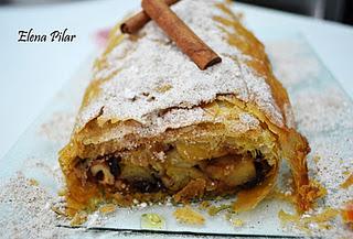 Strüdel de Manzana con Pasas y Nueces Strüdel de Manzana con Pasas y Nueces