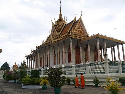 Las dos caras de Phnom Penh