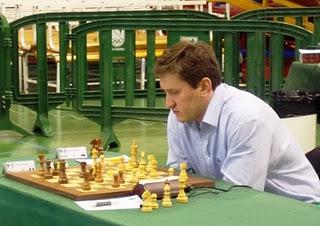 El gran maestro (GM) ruso Oleg Korneev se impuso en la qu... El gran maestro (GM) ruso Oleg Korneev se impuso en la qu...