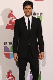 EL ARMARIO DE LOS FAMOSOS. ENRIQUE IGLESIAS EL ARMARIO DE LOS FAMOSOS. ENRIQUE IGLESIAS