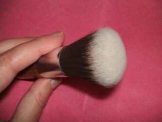 Long Handled Kabuki Long Handled Kabuki