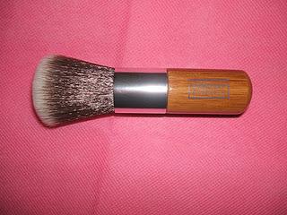 Long Handled Kabuki Long Handled Kabuki