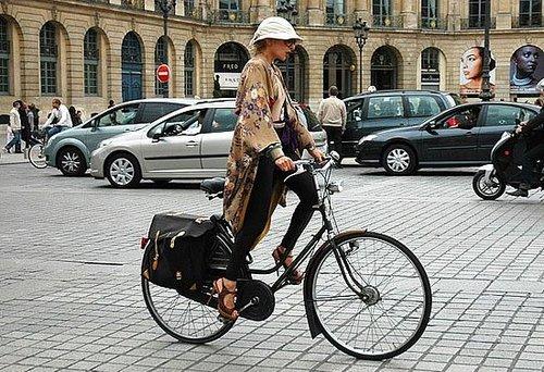La moda va en bicicleta La moda va en bicicleta