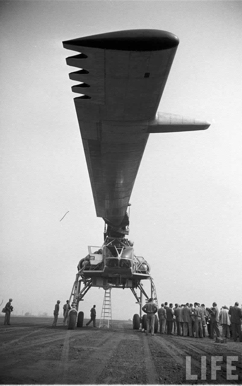 El helicóptero Hughes XH-17 El helicóptero Hughes XH-17