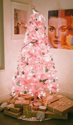 ¿Horror o Amor? Árbol de Navidad rosa ¿Horror o Amor? Árbol de Navidad rosa