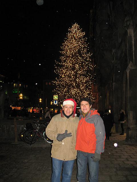 AÑO NUEVO EN MUNICH : VINO CALIENTE, NIEVE Y LUCES AÑO NUEVO EN MUNICH : VINO CALIENTE, NIEVE Y LUCES