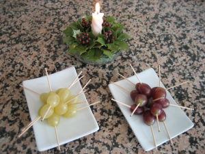 CÓMO SERVIR LAS UVAS EN FIN DE AÑO CÓMO SERVIR LAS UVAS EN FIN DE AÑO