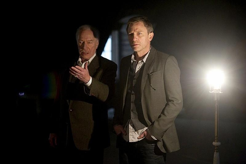 Christopher-Plummer-stars-as-Henrik-Vanger-and-Daniel-Craig-stars-as-Mikael-Blomkvist-in-The-Girl-with-the-Dragon-Tattoo-2011 Reseñas cine: “Millenium: Los hombres que no amaban a las mujeres”
