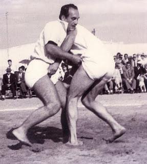 ALFREDO MARTÍN “EL PALMERO” GUIARA DESDE EL CIELO LA LUCHA CANARIA