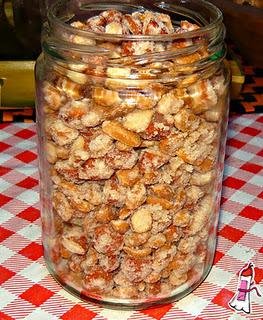 Pan dulce y garrapiñadas caseras Pan dulce y garrapiñadas caseras