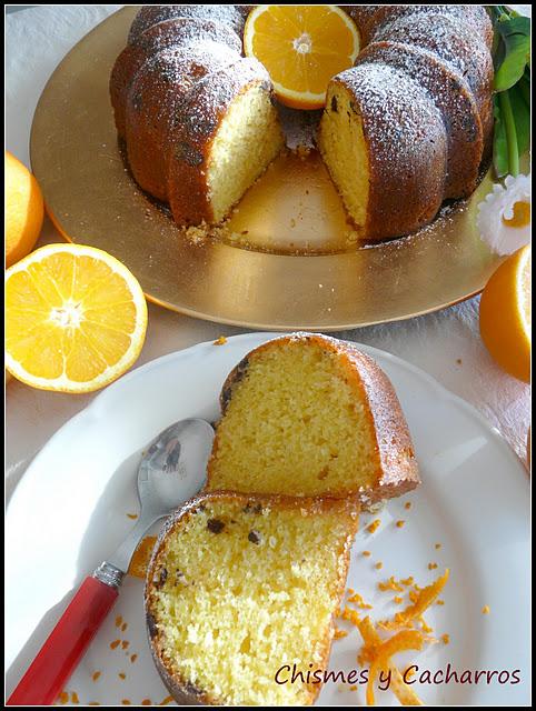 Bizcocho de naranja con pepitas de chocolate