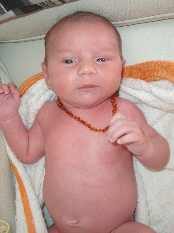 Las virtudes del ámbar sobre el bebe Photobucket
