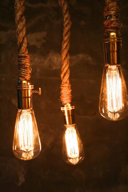 Las lámparas industriales de Luke Lamp Co. Las lámparas industriales de Luke Lamp Co.