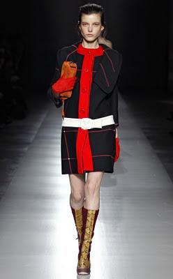 La moda es un va y ven * Aparcados en los 60's La moda es un va y ven * Aparcados en los 60's