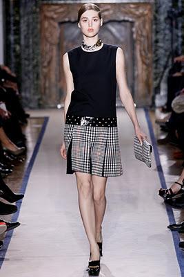 La moda es un va y ven * Aparcados en los 60's La moda es un va y ven * Aparcados en los 60's